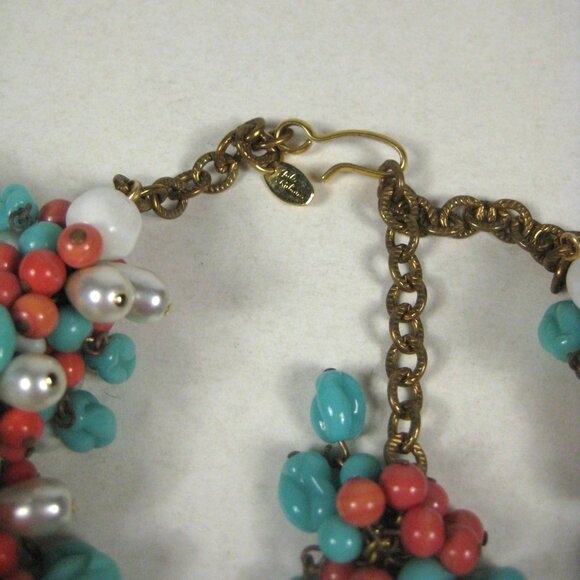 Julie Rubano Necklace Statement Chunky Lucite Imitation Pearl Cluster Bib 13 in - Picture 2 of 9